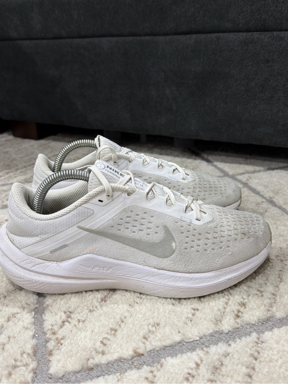 Nike Winflo 10 Gray Silver Women’s Size 9 Men’s 7.5 DV4023-102 Running Shoes